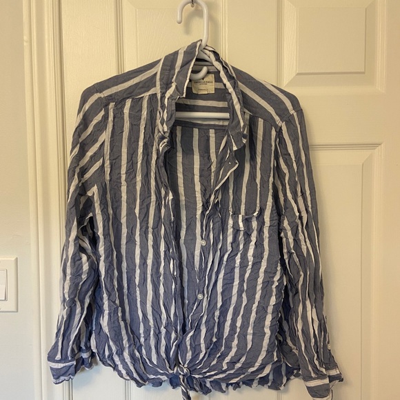 XL Oversized Button-Up - Picture 1 of 2